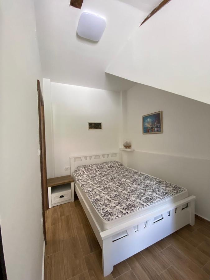 Sunny Bay Apartments Kotor Dış mekan fotoğraf