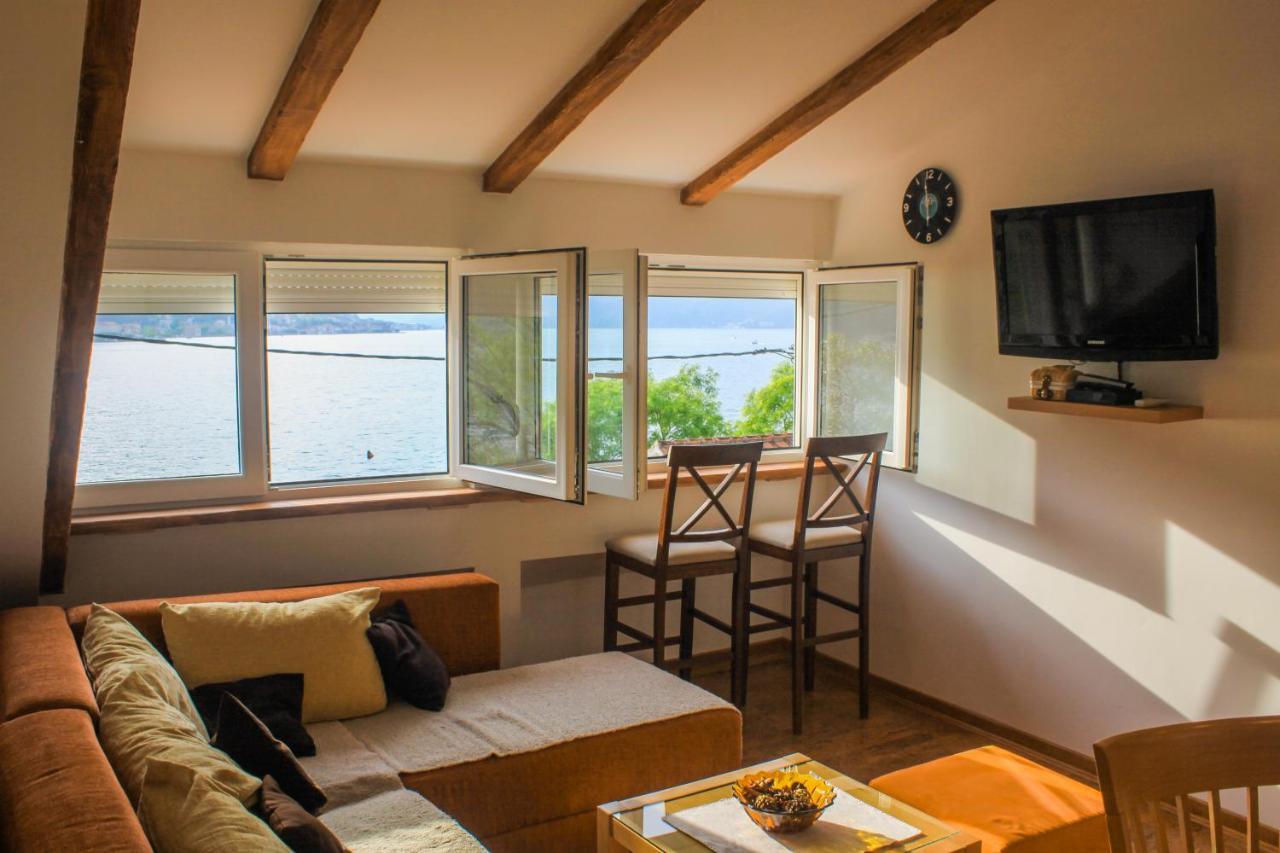 Sunny Bay Apartments Kotor Dış mekan fotoğraf