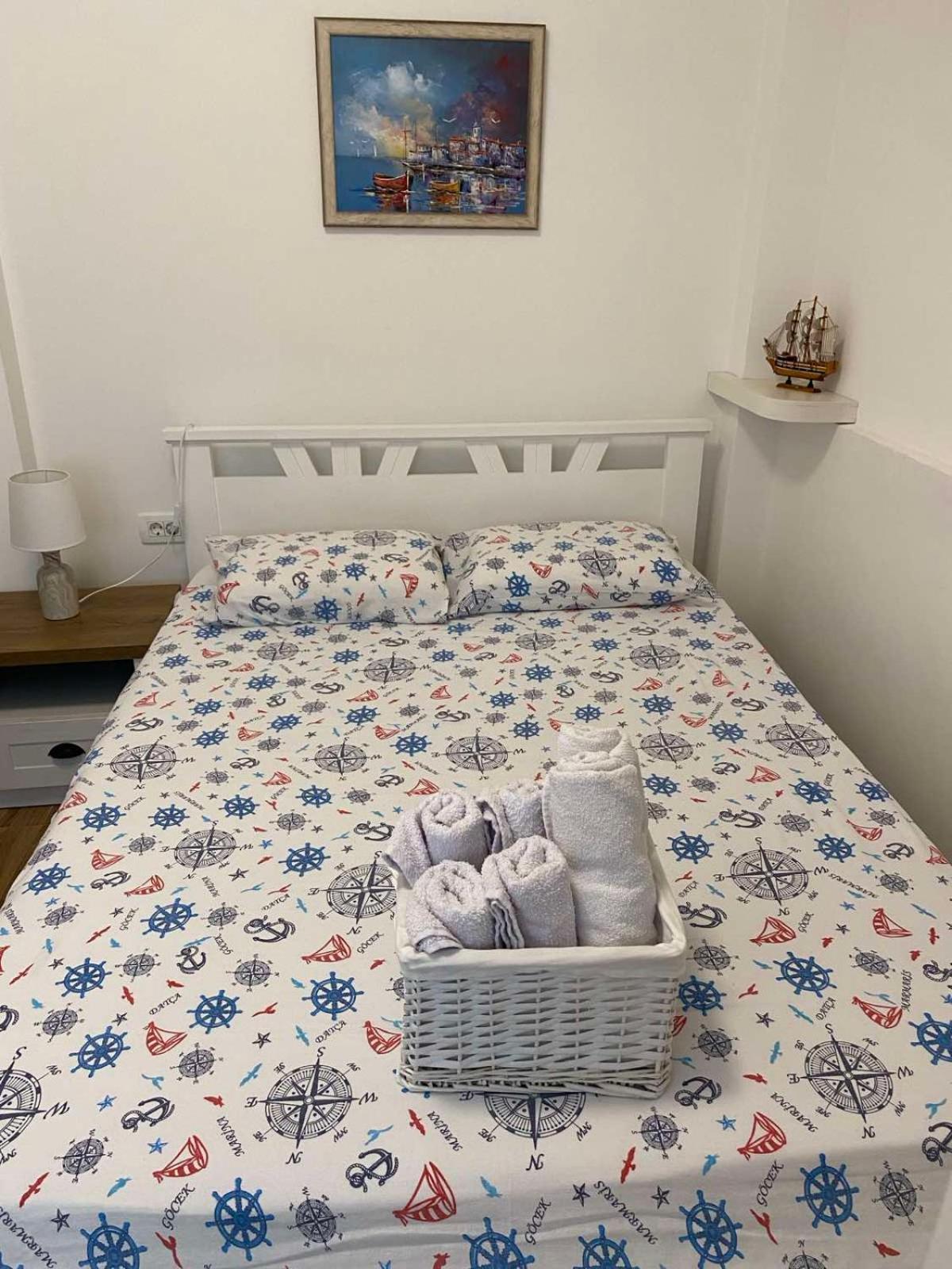 Sunny Bay Apartments Kotor Dış mekan fotoğraf